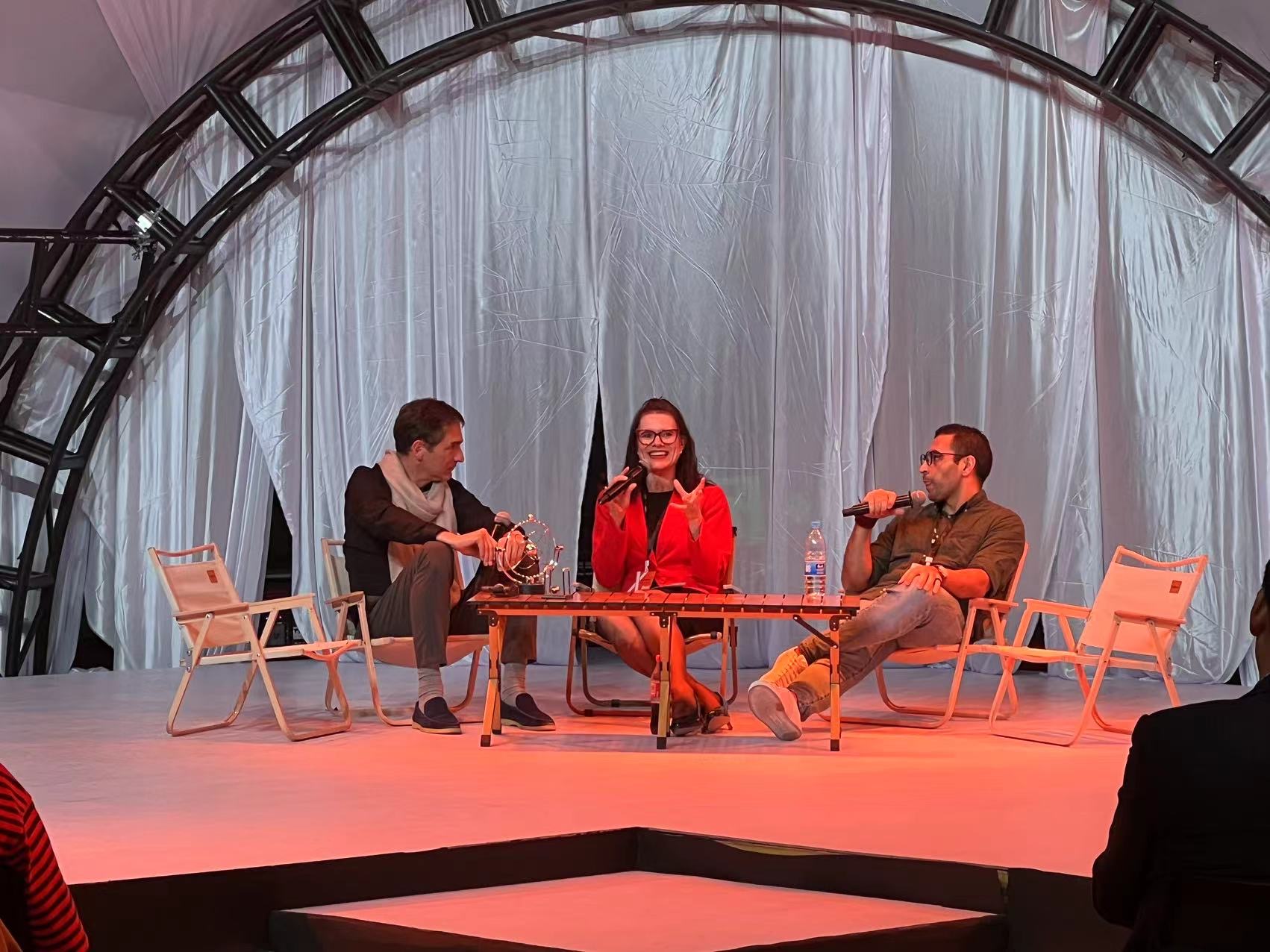 Janine Jakob contributing to an international conference panel